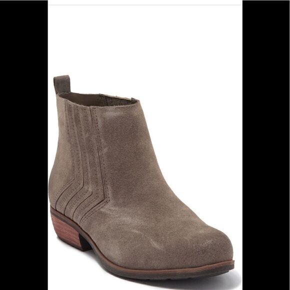 Korks easy cutler nubuck bootie size 7 new in box - Picture 3 of 10
